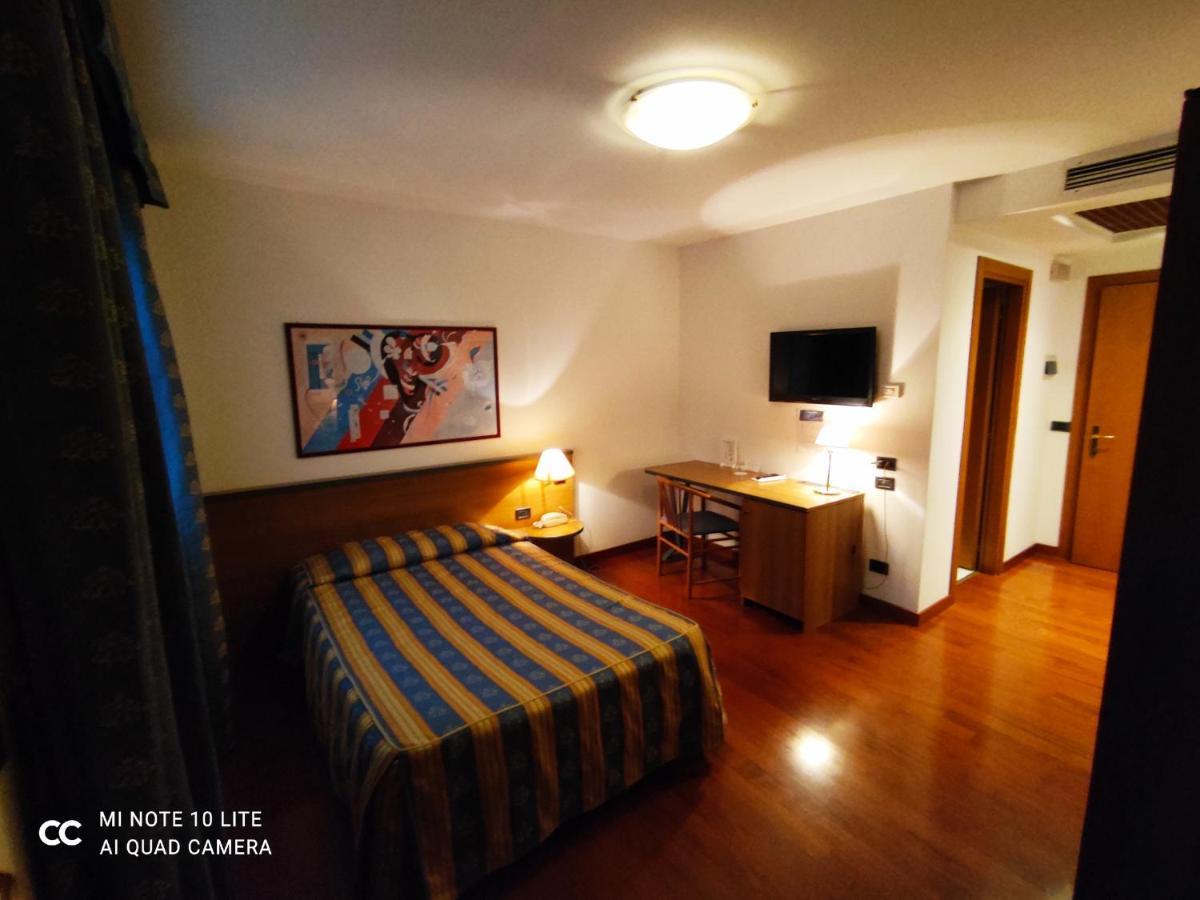 Hotel Luna Vigonovo  Kültér fotó